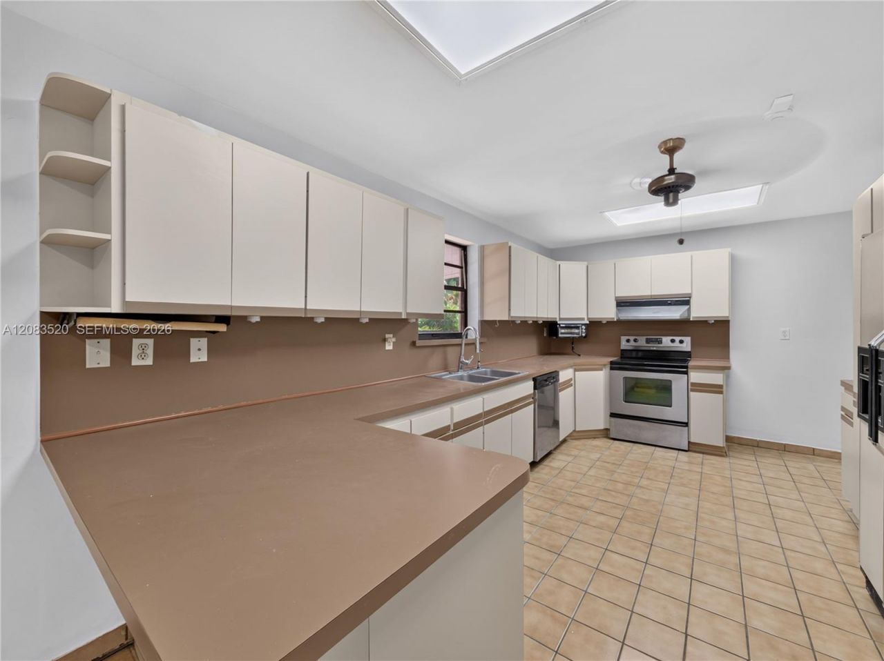 6240 SW 20th Ter , Miami, FL 33155 Photo