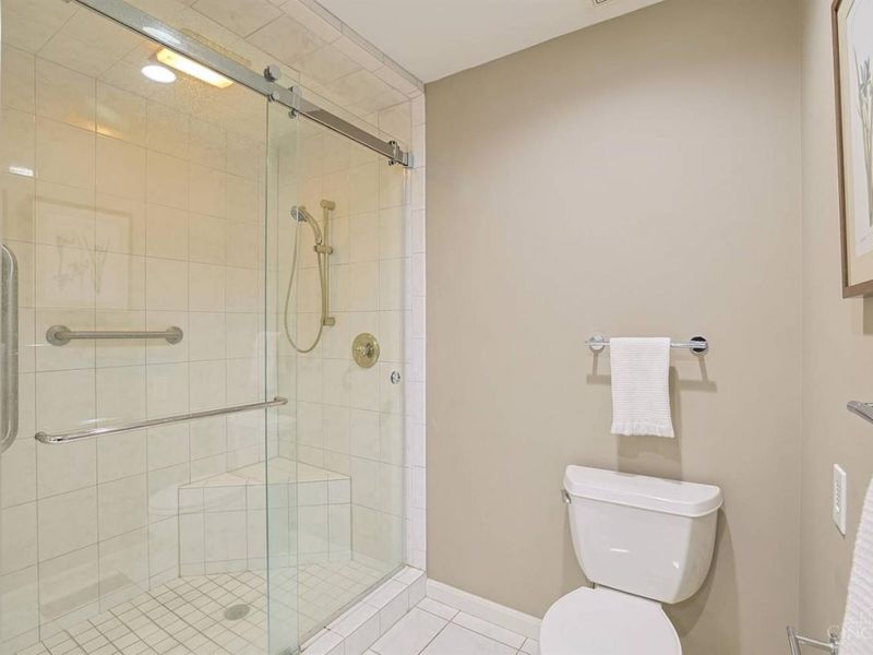 3486 Forestoak Court, Cincinnati, OH 45208 Photo 25