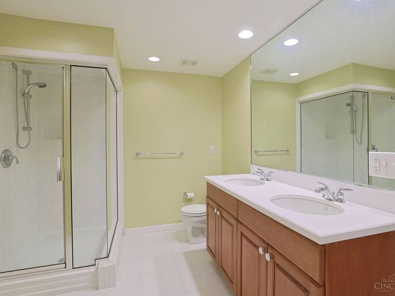 3486 Forestoak Court, Cincinnati, OH 45208 Photo 37