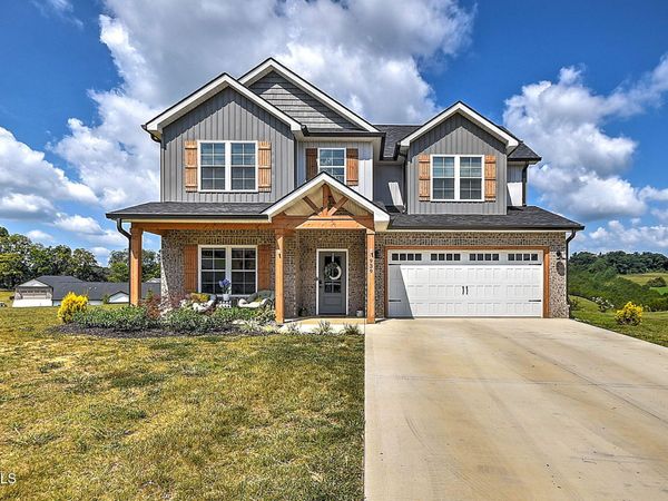939 Daybreak Crest, Jonesborough, TN 37659
