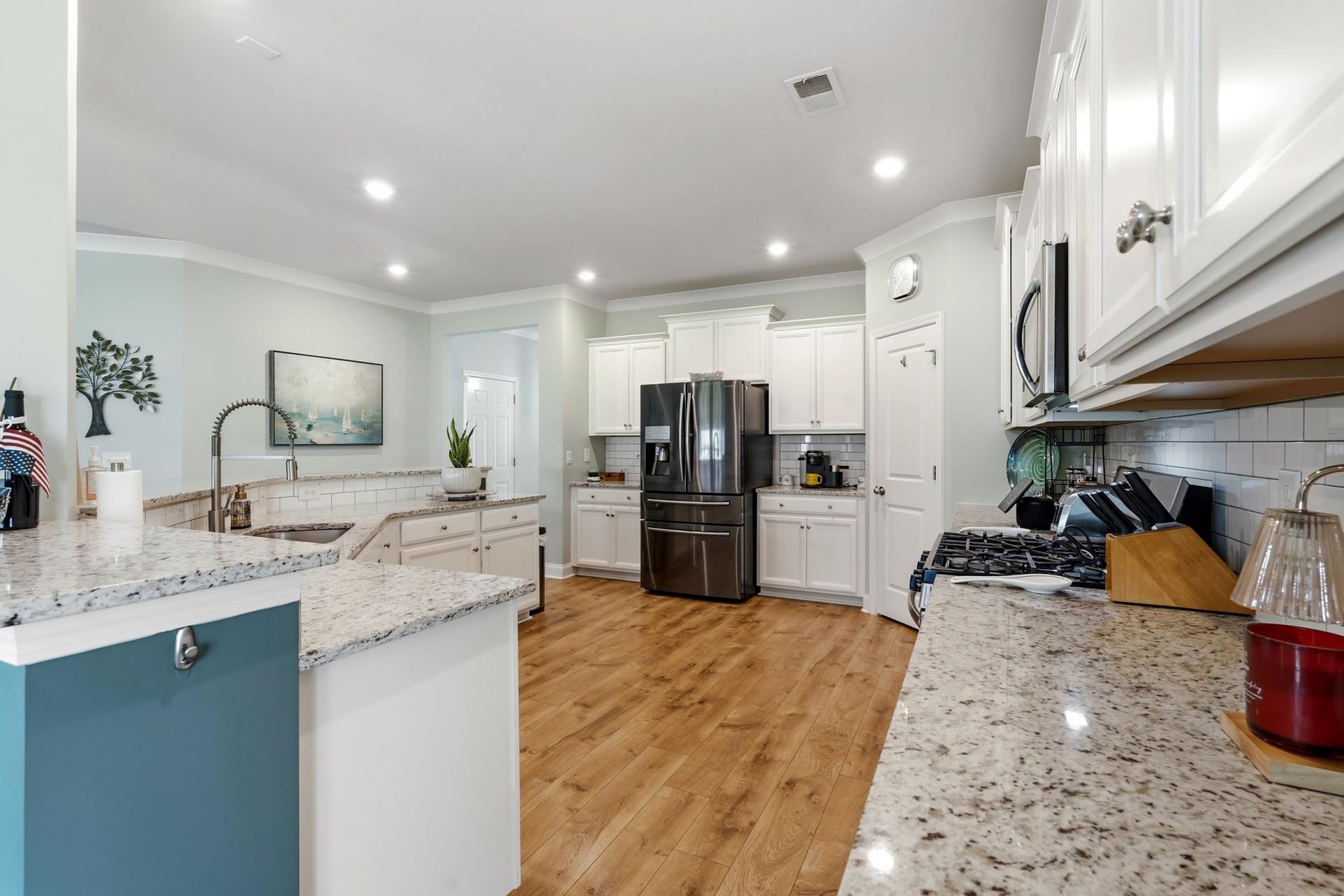 245 Harbison Circle Photo 9