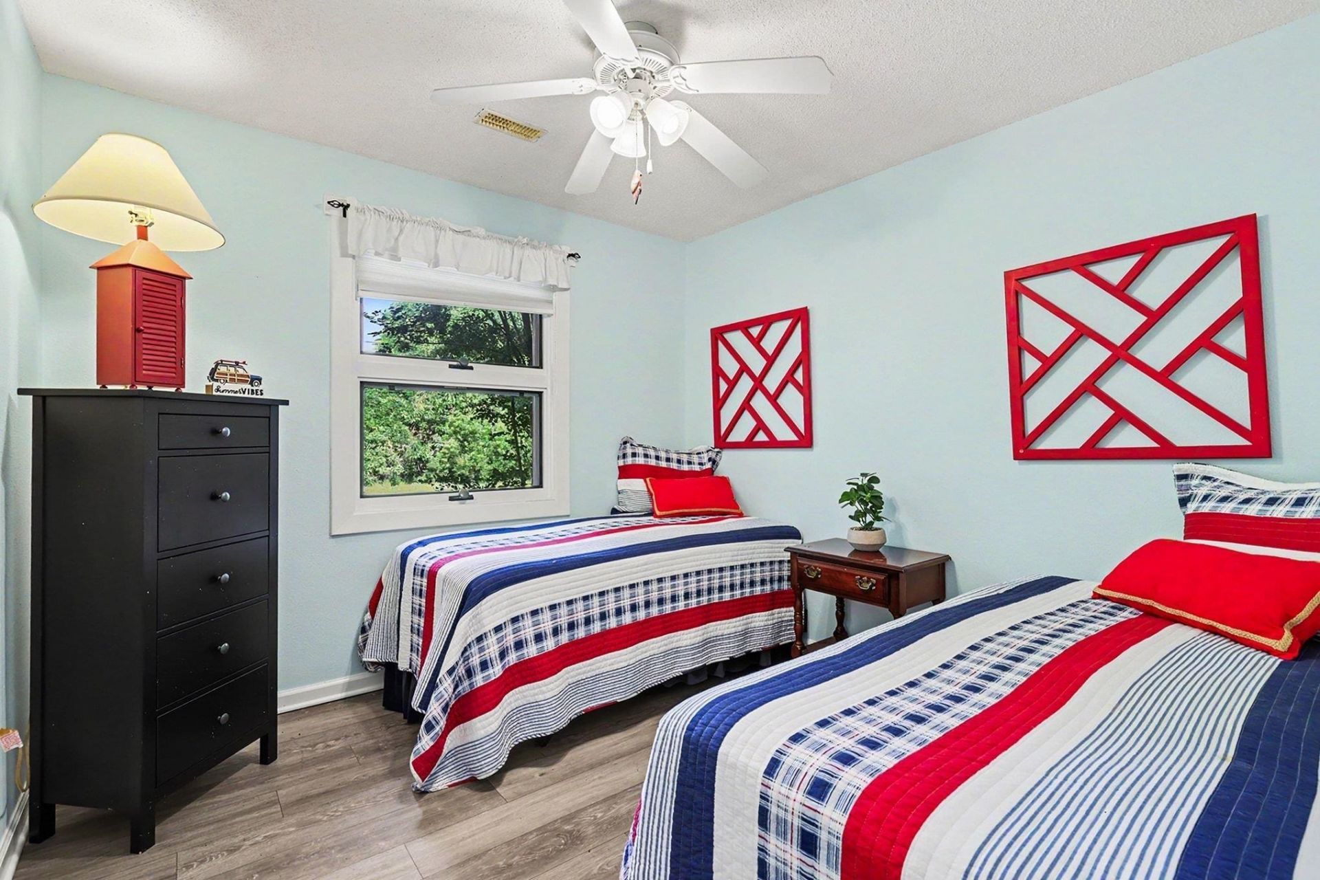 751 Sycamore Ave.  Photo 15