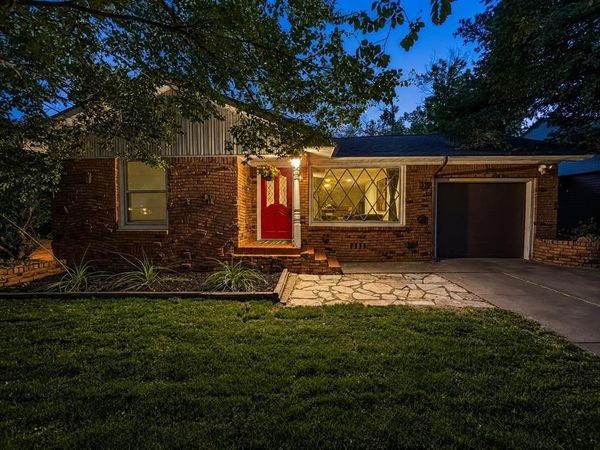 4633 Diaz Avenue , Fort Worth, TX 76107