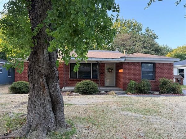 5512 Santa Barbara Avenue , Fort Worth, TX 76114