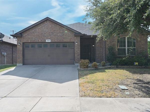3000 Mitchell Court, Arlington, TX 76010