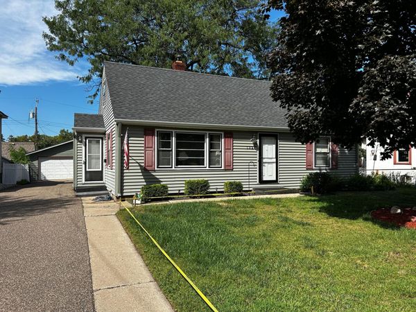 1324 Buchanan Street NE, Minneapolis, MN 55413