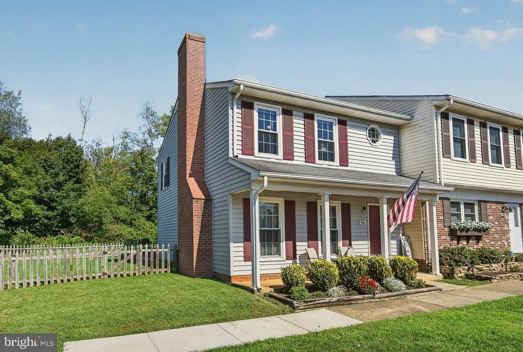 446 Ridge Court, Warrenton, VA 20186 Main Photo