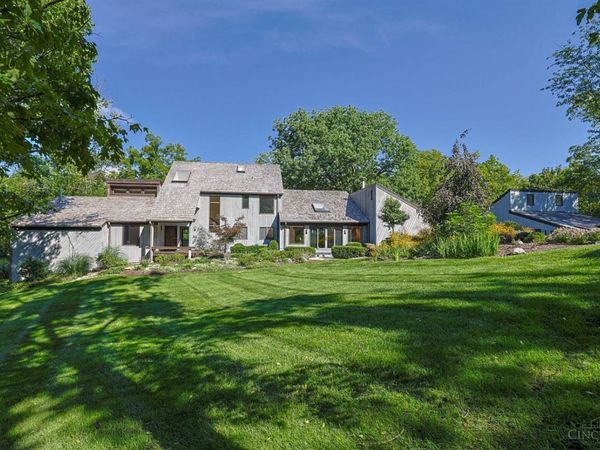 4805 Drake Road, Cincinnati, OH 45243