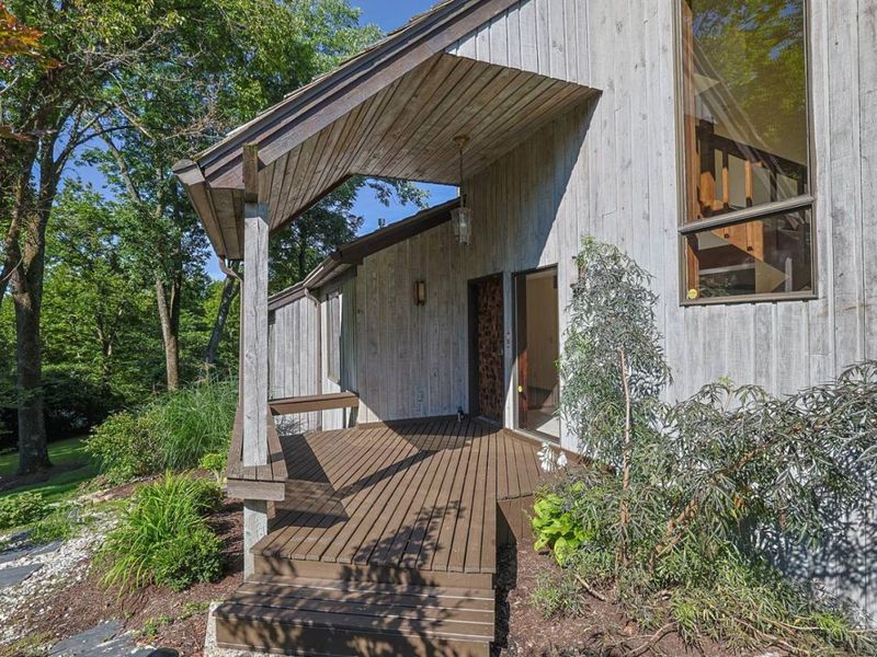 4805 Drake Road, Cincinnati, OH 45243 Photo 5