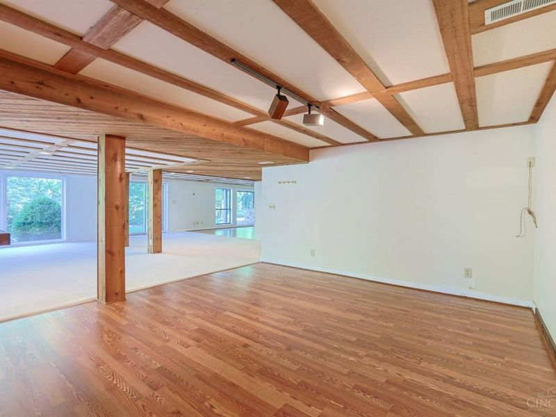 4805 Drake Road, Cincinnati, OH 45243 Photo 52