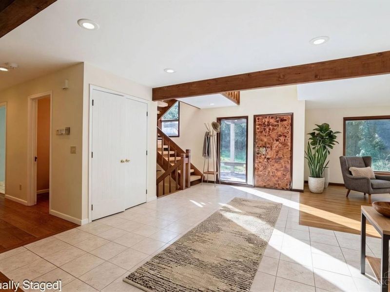 4805 Drake Road, Cincinnati, OH 45243 Photo 6