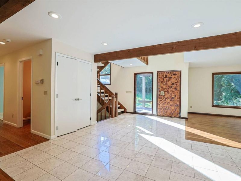 4805 Drake Road, Cincinnati, OH 45243 Photo 7