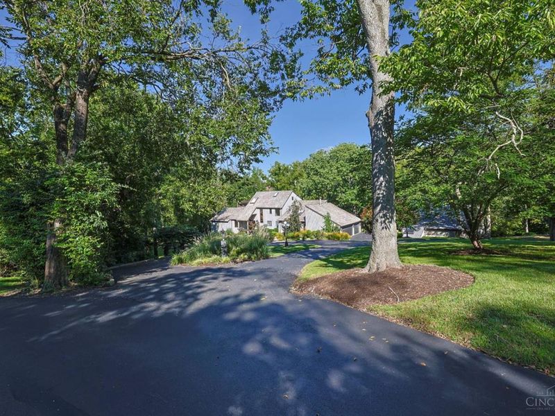 4805 Drake Road, Cincinnati, OH 45243 Photo 80