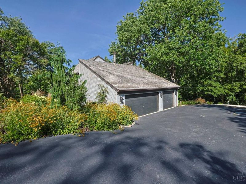 4805 Drake Road, Cincinnati, OH 45243 Photo 86