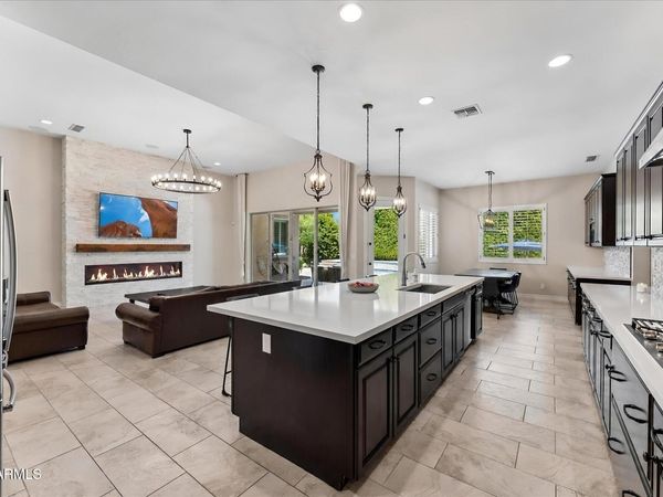 9282 W PATRICK Lane, Peoria, AZ 85383