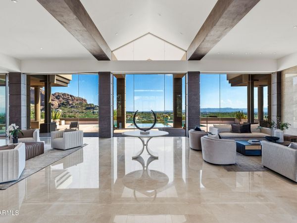 6044 N 44th Place, Paradise Valley, AZ 85253
