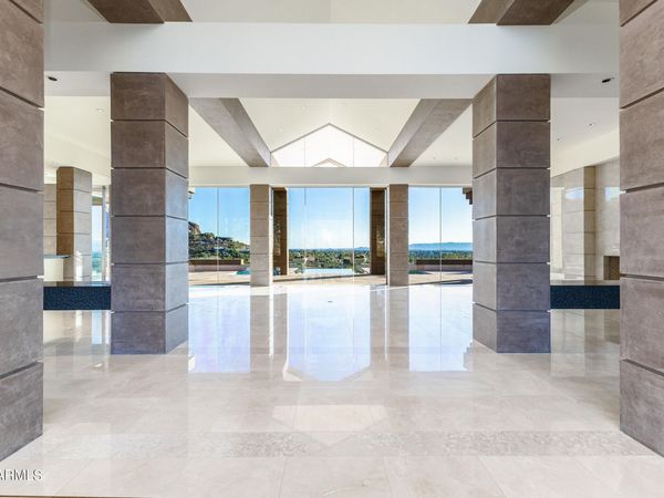 6044 N 44th Place, Paradise Valley, AZ 85253