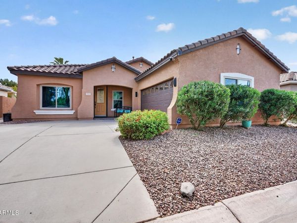 1441 S COLE Drive, Gilbert, AZ 85296