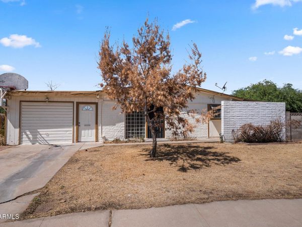2925 W Mandalay Lane, Phoenix, AZ 85053