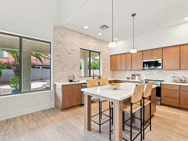 758 E SCORPIO Place, Chandler, AZ 85249