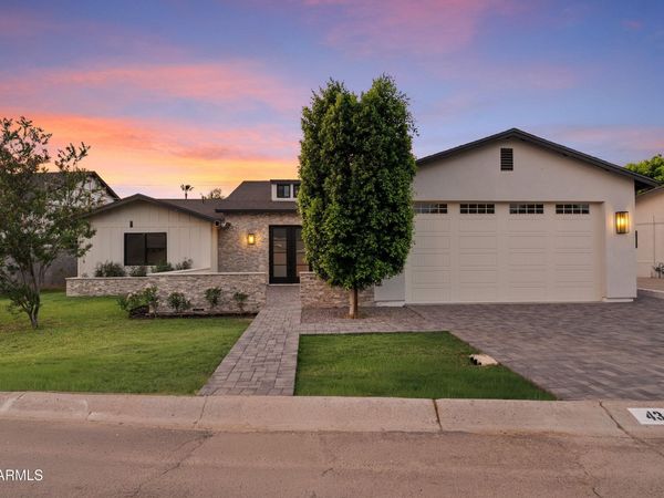 4348 E MITCHELL Drive, Phoenix, AZ 85018
