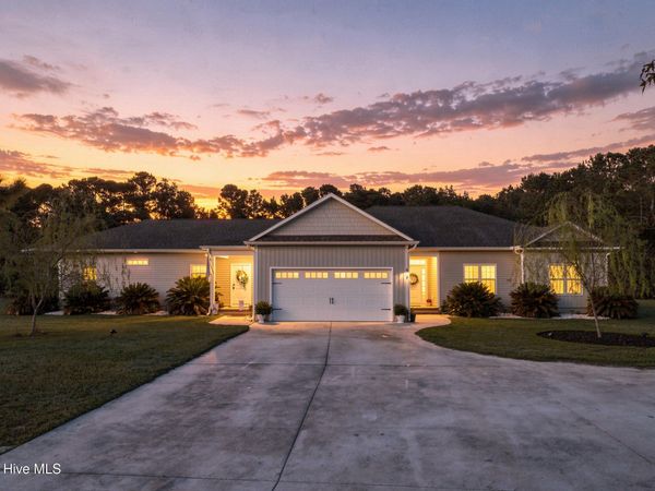 437 Howards Landing Road, Hampstead, NC 28443