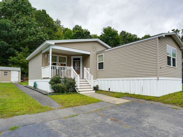 27 Sonia Drive, Marlborough, MA 01752