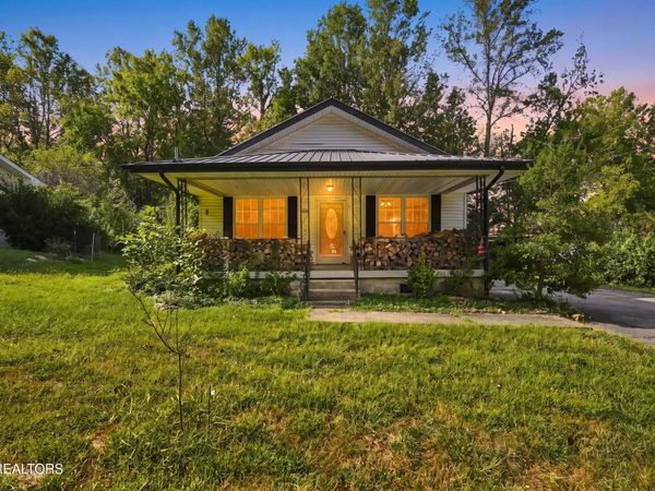 458 Slaven Lane, Oneida, TN 37841