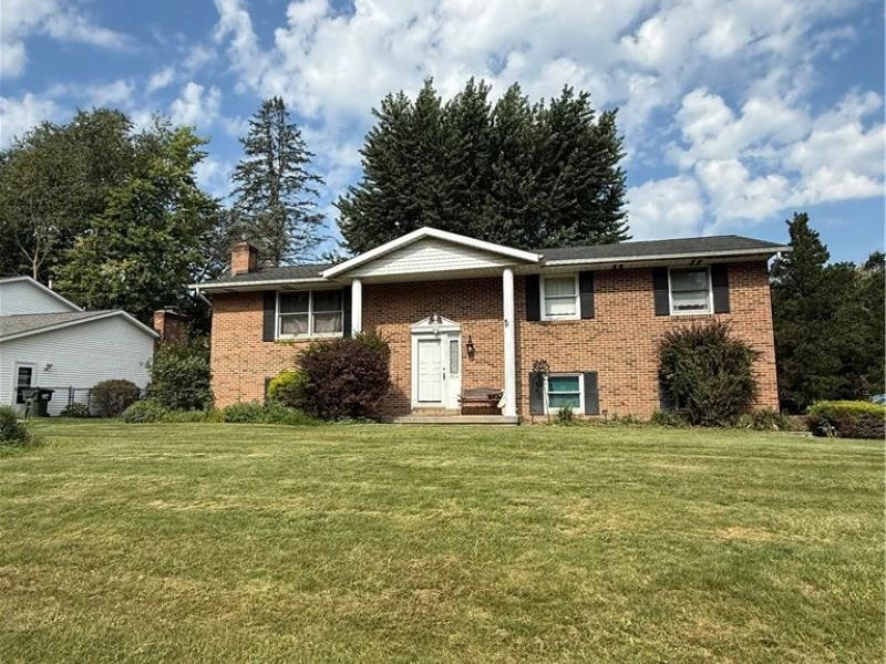 975 Norwich Avenue NW, Massillon, OH 44646 Photo 1