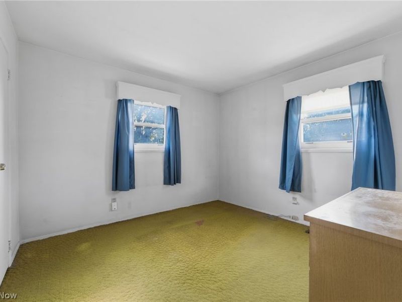 2425 Regentview Street NE, Canton, OH 44705 Photo 24