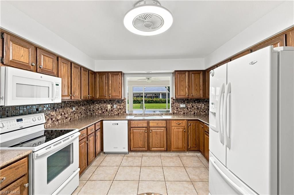 1251 S Brandywine Cir, Fort Myers, FL 33919 Photo