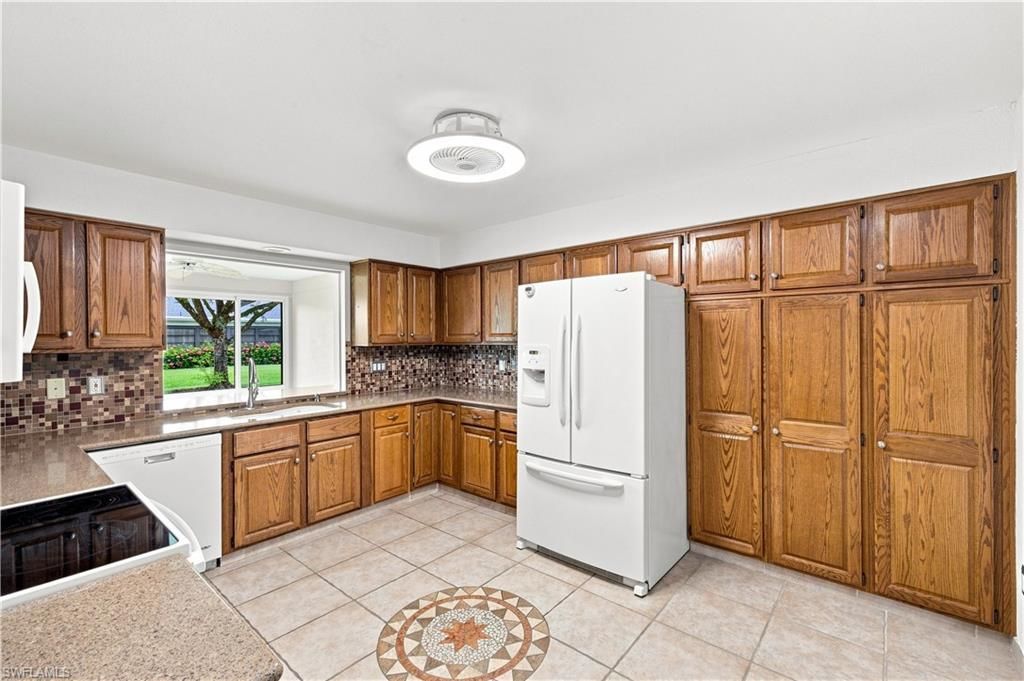 1251 S Brandywine Cir, Fort Myers, FL 33919 Photo