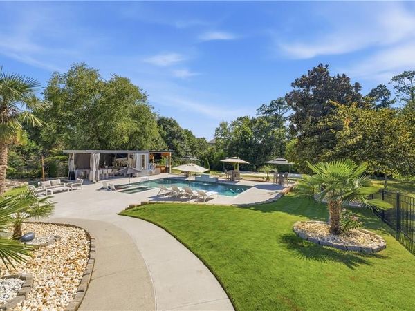 2711 Trailing Ivy Way, Buford, GA 30519