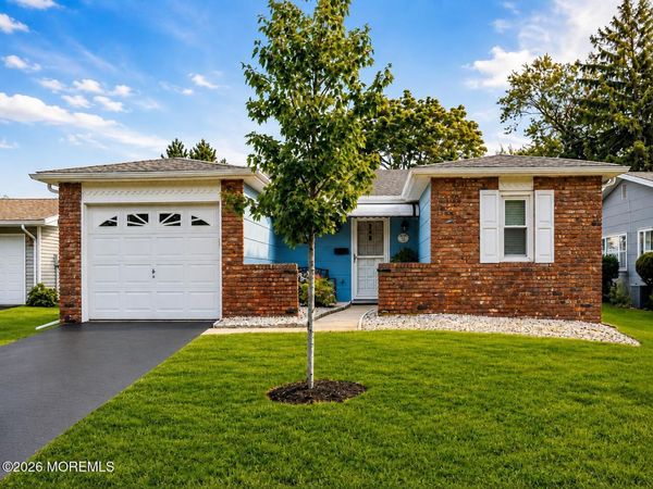 51 Central Boulevard, Brick, NJ 08724