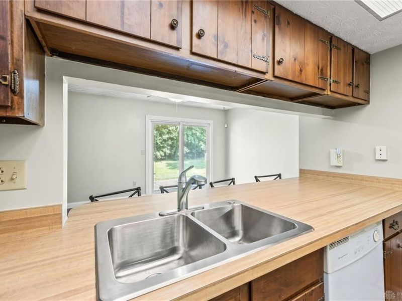 5670 Cobblegate Drive, Dayton, OH 45449 Photo 19