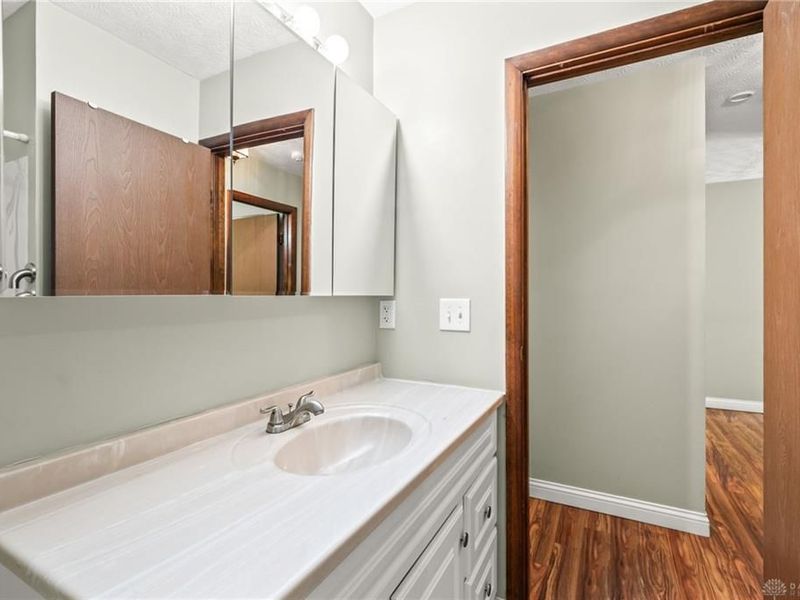 5670 Cobblegate Drive, Dayton, OH 45449 Photo 28