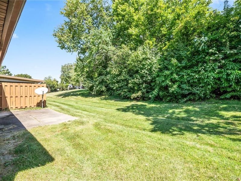 5670 Cobblegate Drive, Dayton, OH 45449 Photo 31