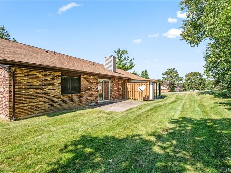 5670 Cobblegate Drive, Dayton, OH 45449 Photo 32