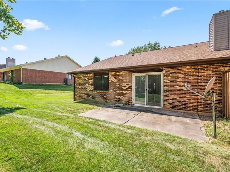 5670 Cobblegate Drive, Dayton, OH 45449 Photo 9