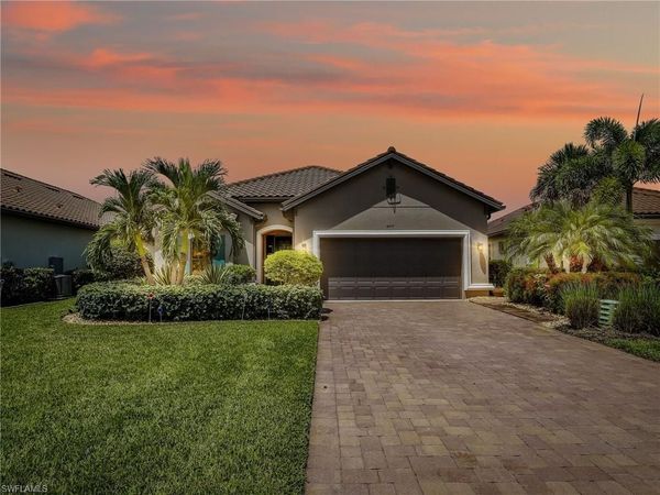 8477 Sevilla CT , NAPLES, FL 34114