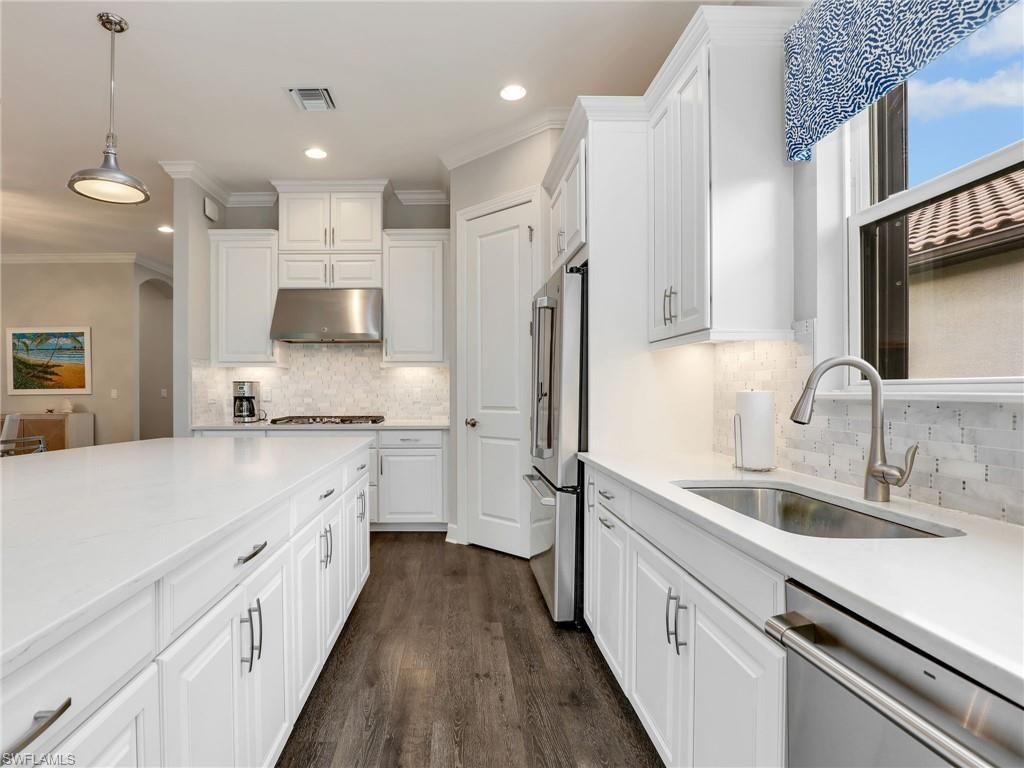 8477 Sevilla Ct , Naples, FL 34114 Photo