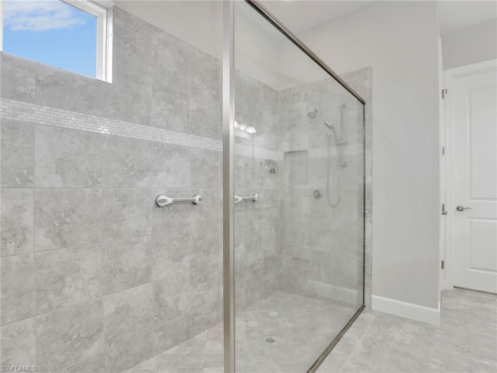 8477 Sevilla Ct , Naples, FL 34114 Photo