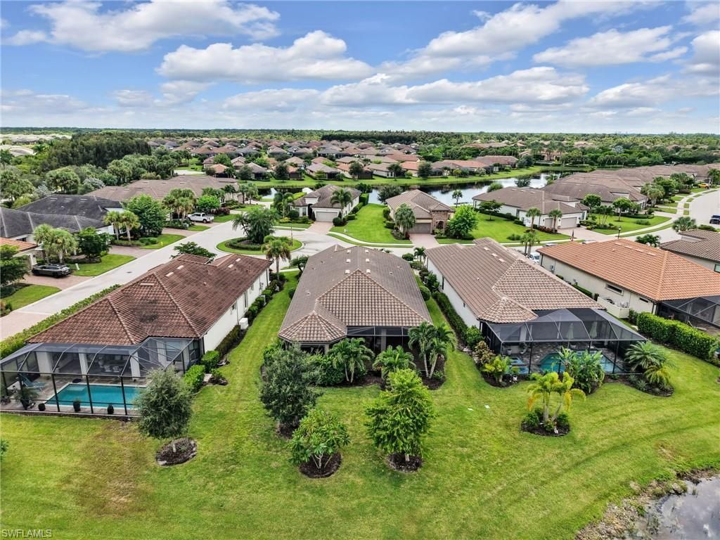 8477 Sevilla Ct , Naples, FL 34114 Photo