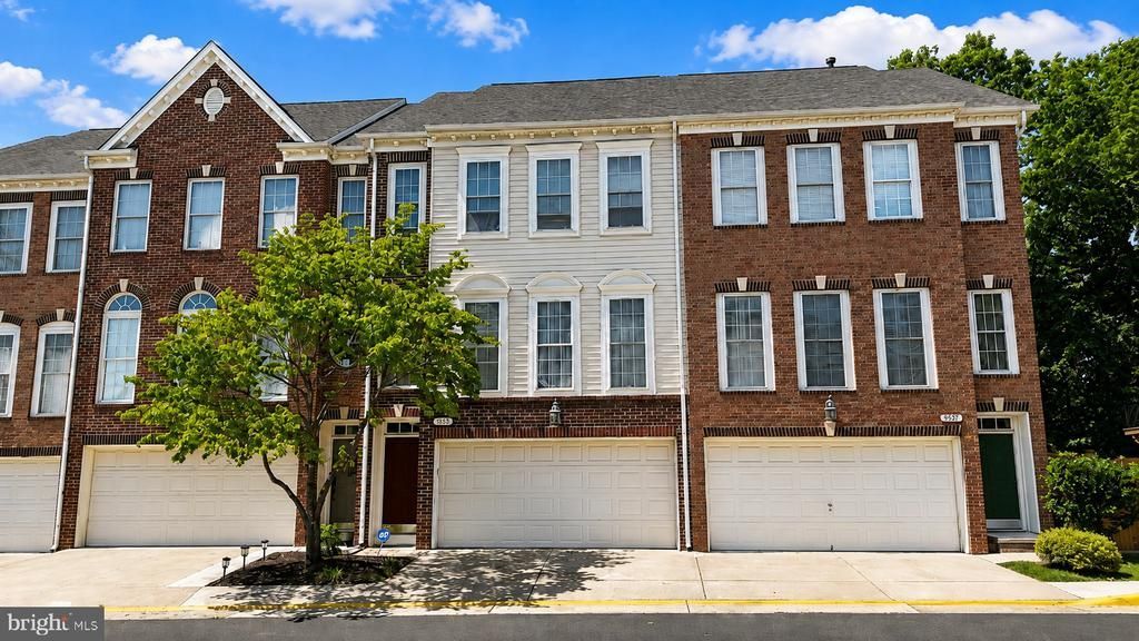 9052 Tanyard Lane, Lorton, VA 22079 Main Photo