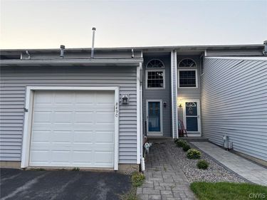 8490 Fathom Drive, Baldwinsville, NY 13027