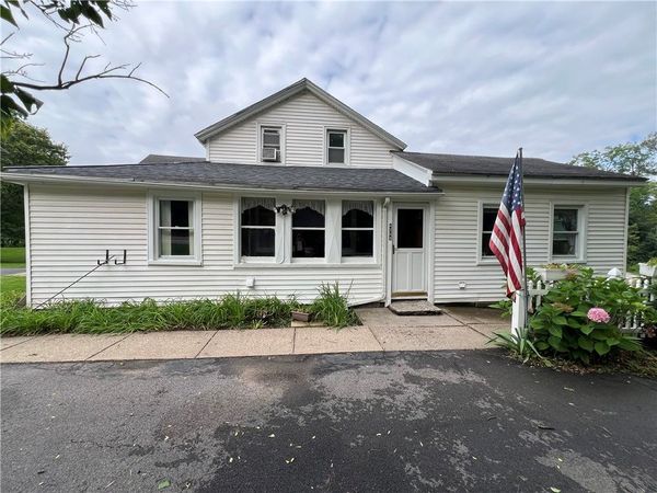 4259 Nine Mile Point Road, Fairport, NY 14450