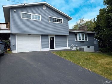 929 Northway Street, Syracuse, NY 13224