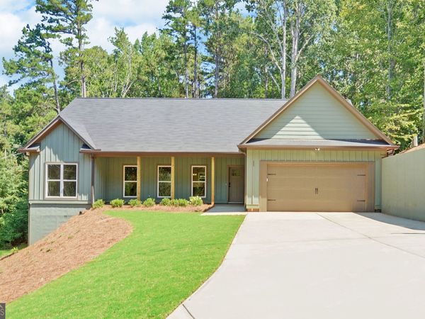 55 Wesley Circle, Toccoa, GA 30577