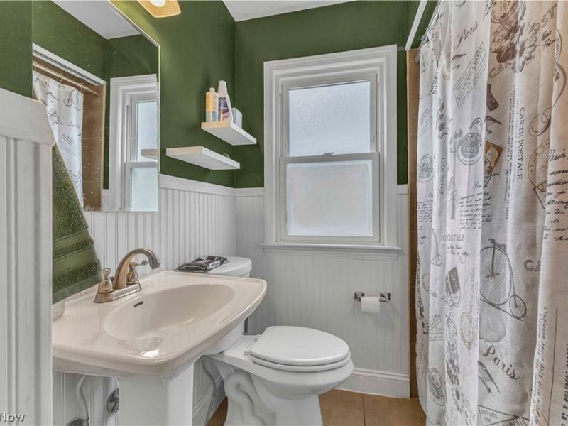 7620 Ivandale Drive, Parma, OH 44129 Photo 15