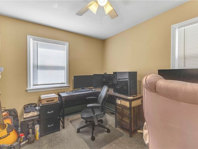 7620 Ivandale Drive, Parma, OH 44129 Photo 16